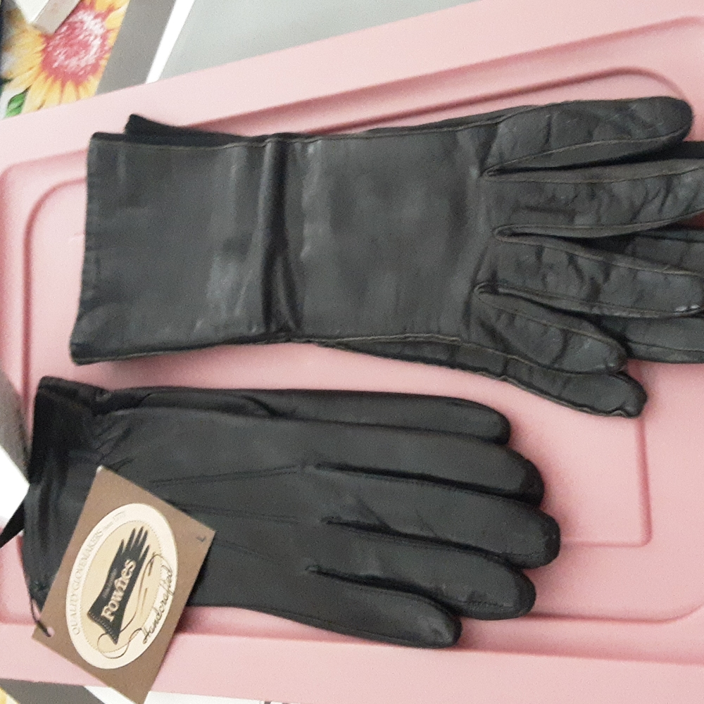 Womens Fownes leather gloves black